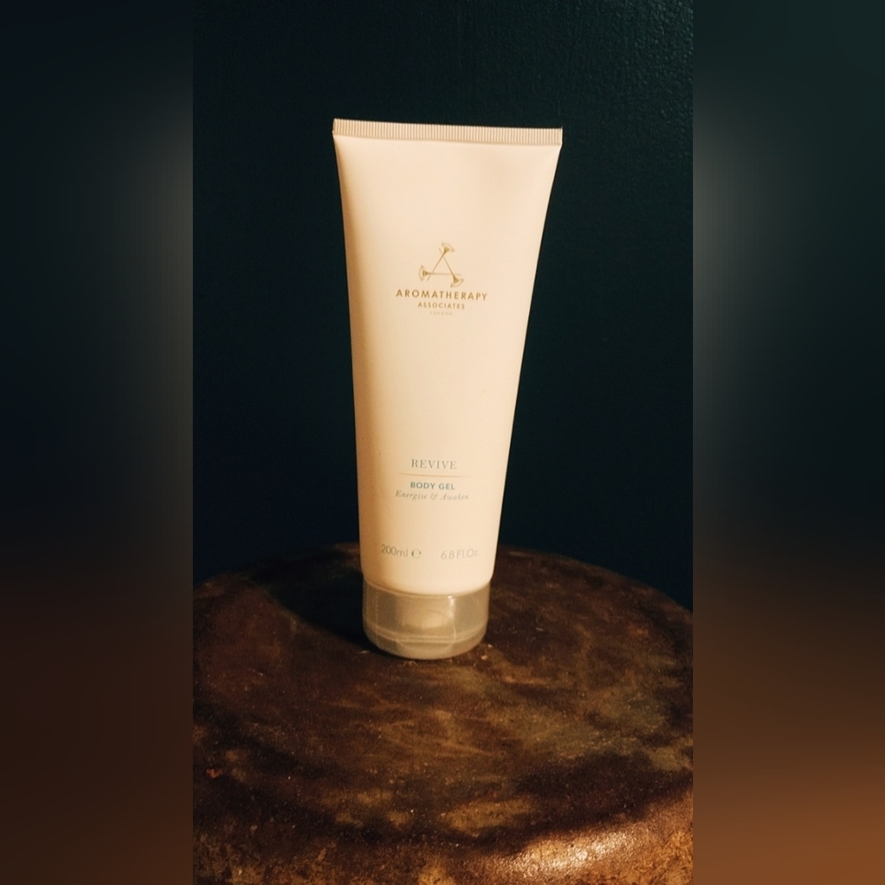Aromatherapy Associates London Revive Body Gel 6.8oz / 200mL NEW SEALED